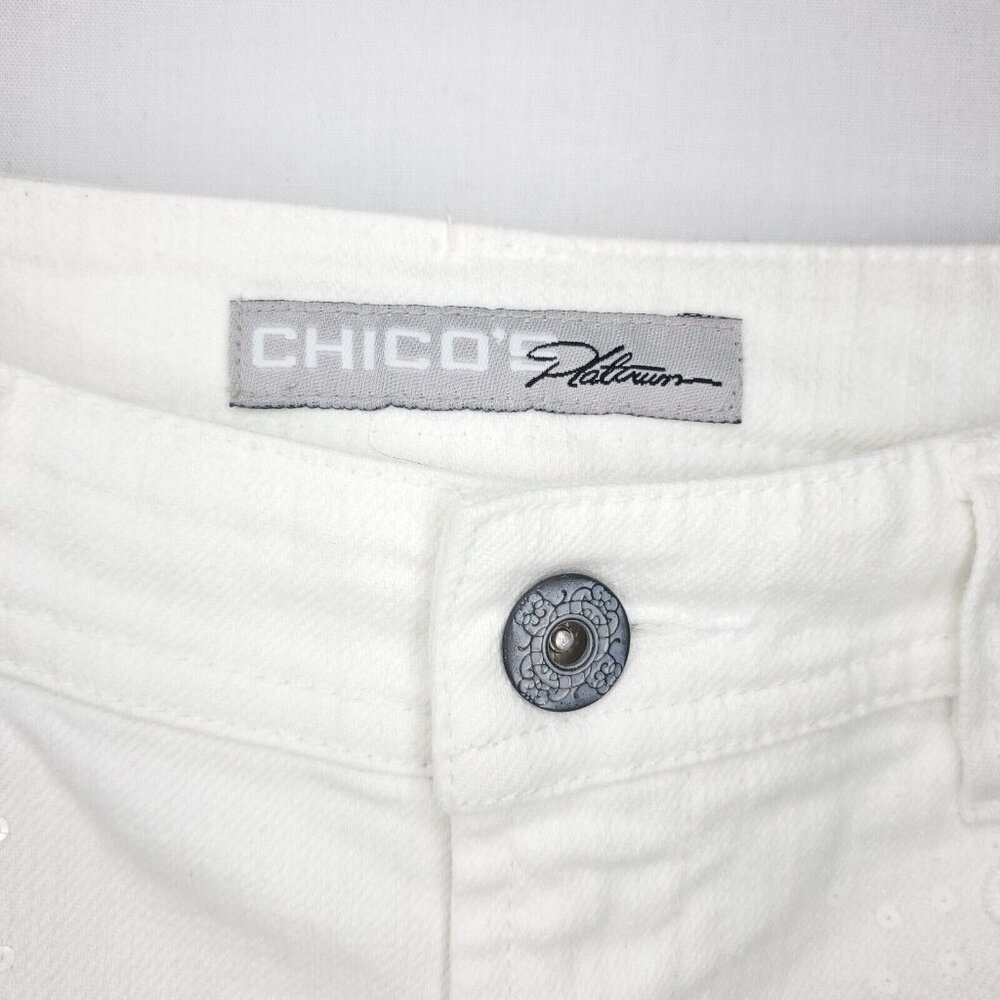 Chicos Platinum Jeans Womens 0.5 (US 6 /S) White Cecile OCP Sequin Strech Capri - Picture 4 of 11